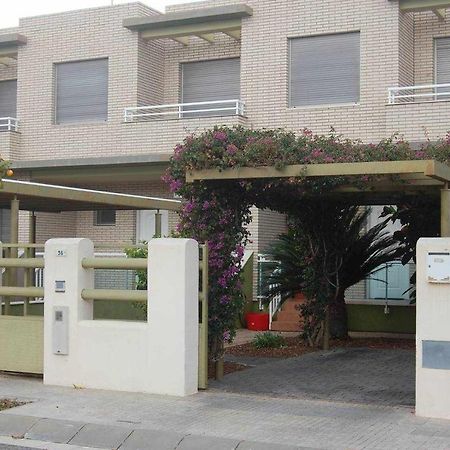 安波拉Casa Junto A La Playa Costa Dorada别墅 外观 照片