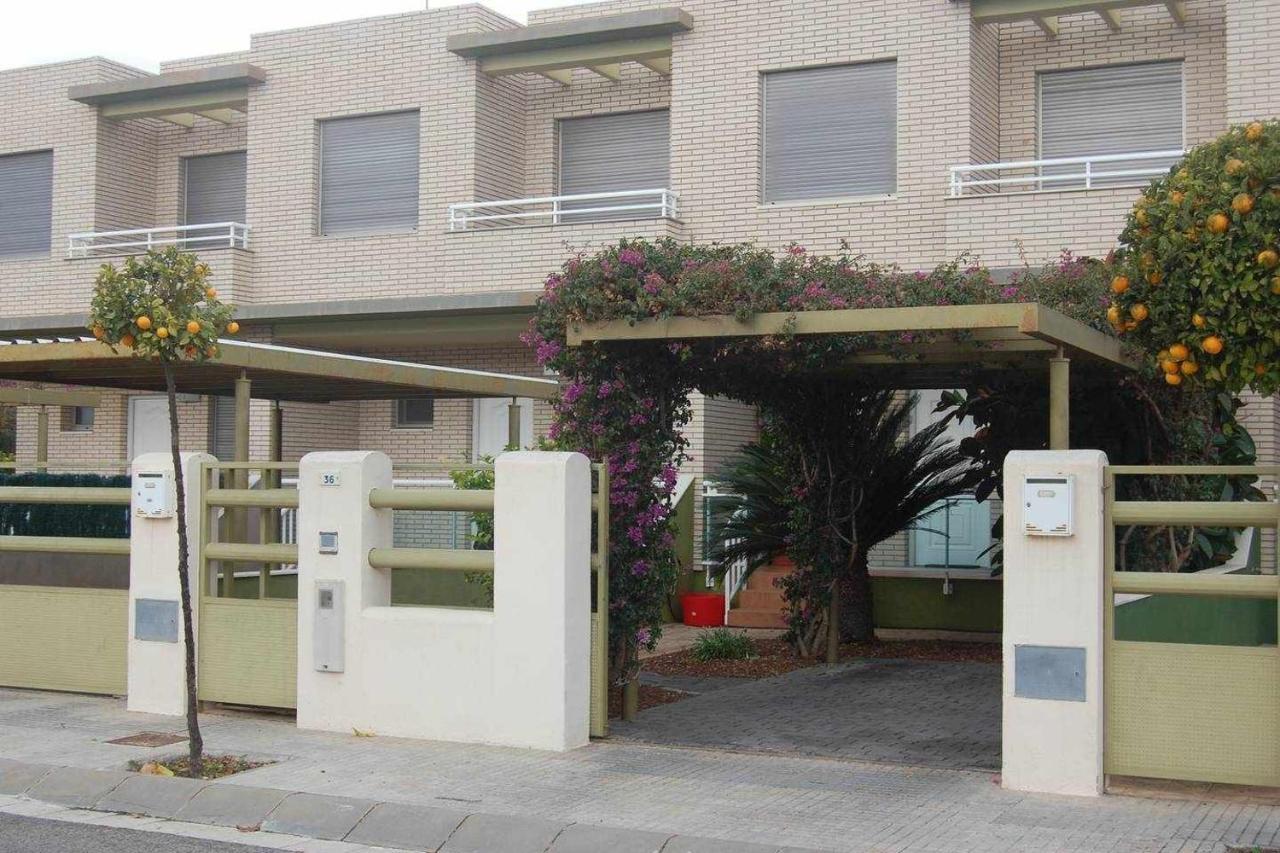 安波拉Casa Junto A La Playa Costa Dorada别墅 外观 照片