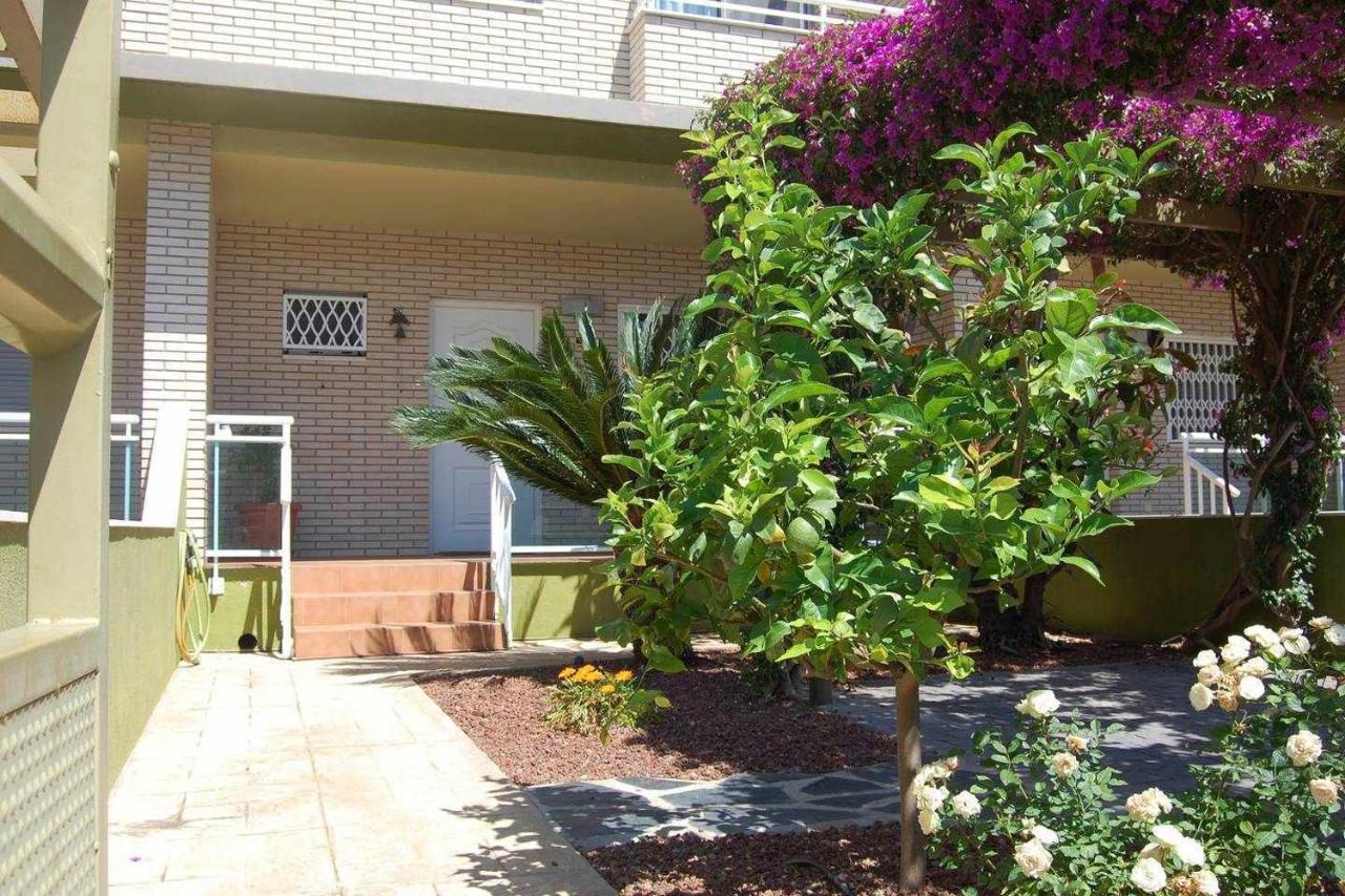 安波拉Casa Junto A La Playa Costa Dorada别墅 外观 照片